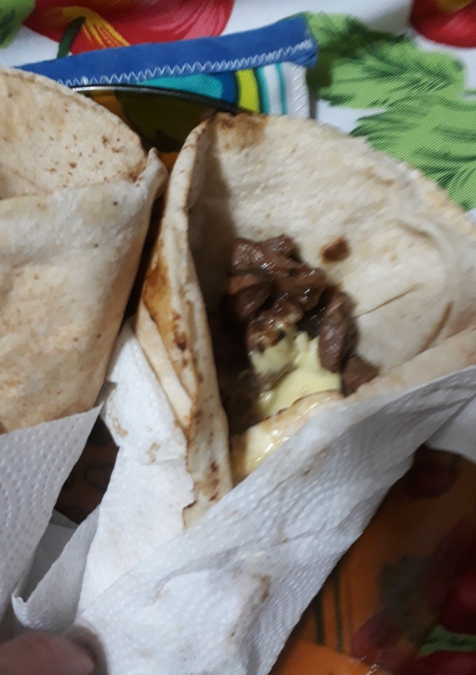 Una foto de Lomito árabe con mayonesa casera