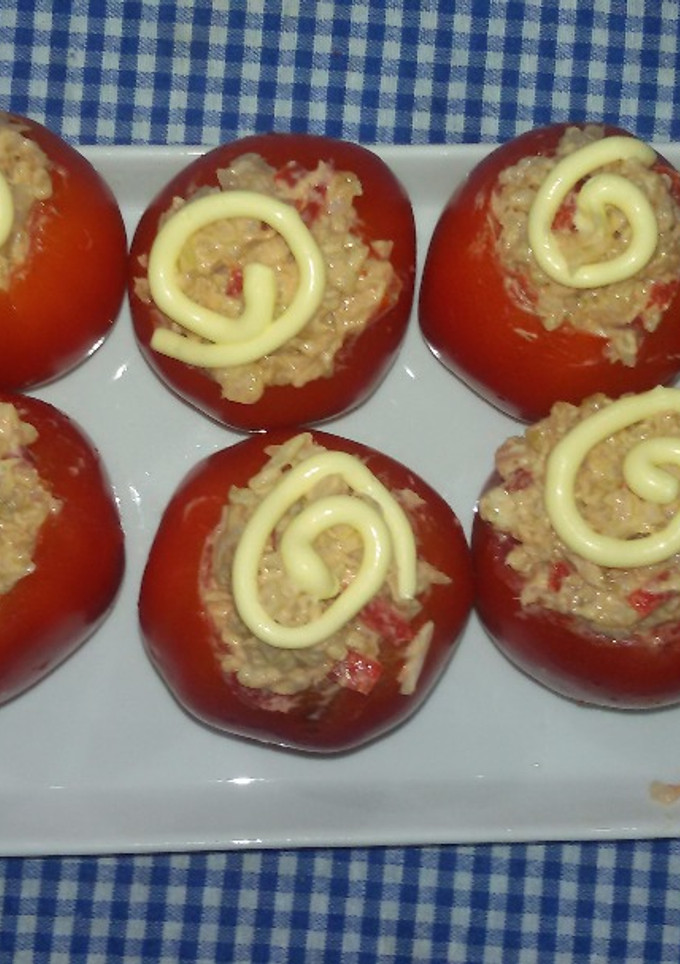 Una foto de Tomates rellenos
