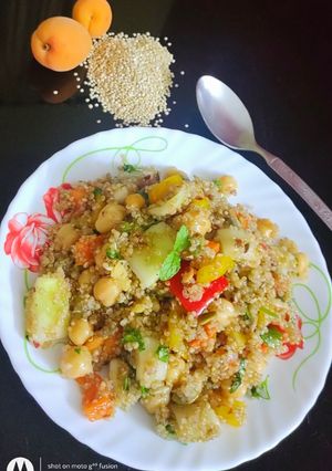 A picture of Quinoa Apricot Salad.