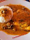 Cazón en salsa con champiñones y arroz