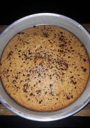Una foto de Torta con tropezones de chocolate (mezcla en licuadora)