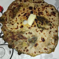 A picture of Aloo methi Parantha.