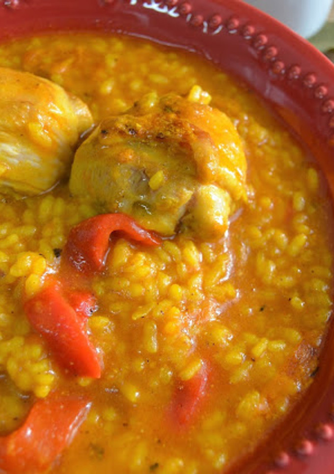 Una foto de Arroz con delicias de pollo