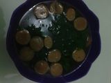 Sosis kuah bayam