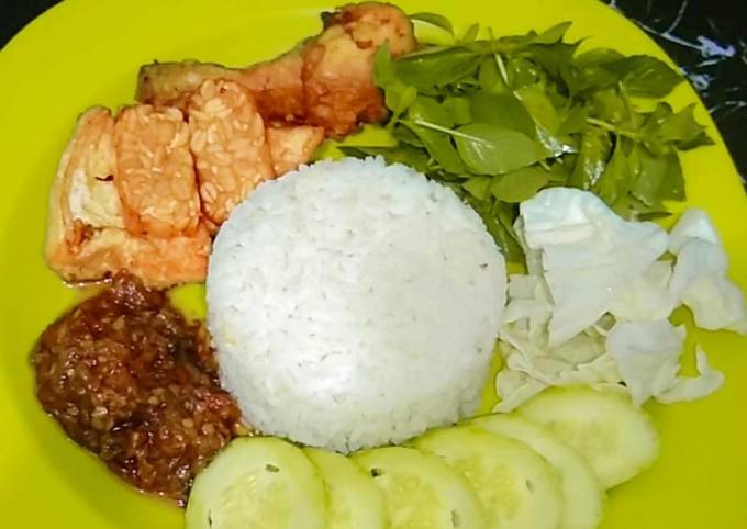 Ini dia! Bagaimana cara membuat Ayam Penyet Dower dijamin spesial