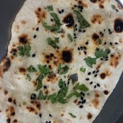 A picture of Plain Naan.