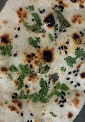 A picture of Plain Naan.