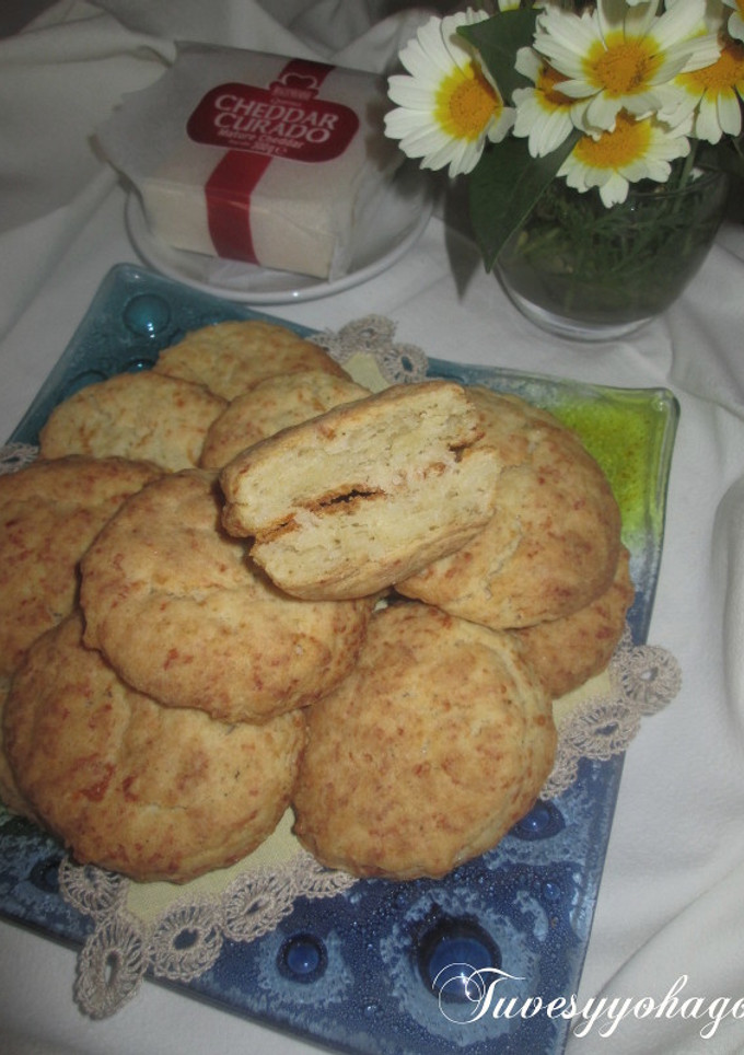 Una foto de Galletas de queso al estilo americano
