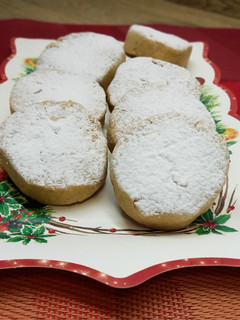 Una foto de Polvorones de avellanas/especial Navidad