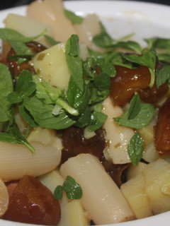 Una foto de Ensalada de dátiles hidratados