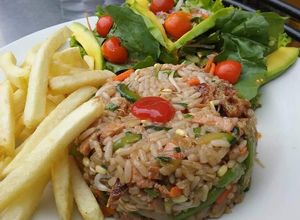 Una foto de Arroz chino vegano