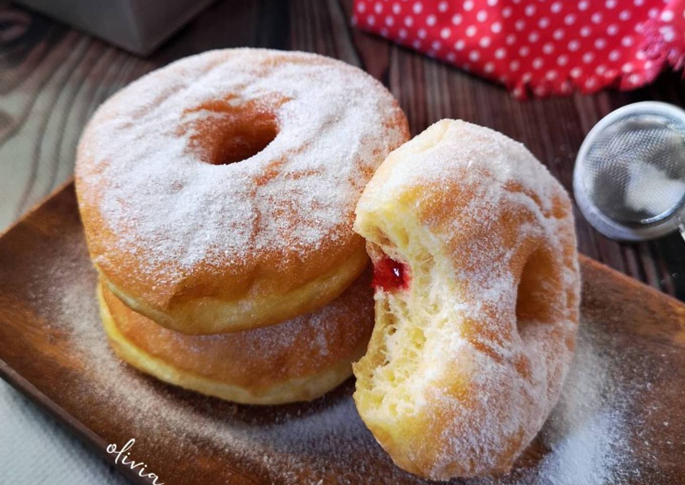 135. Donat ubi kuning bolong isi selai