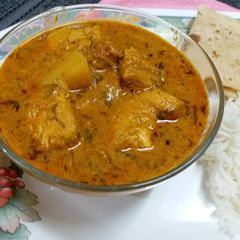 A picture of Chicken Curry.