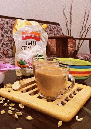 A picture of Ginger and cardamom tea.