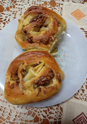 Φωτογραφία της συνταγής Ρολάκια κανέλας με μήλο και καρύδια