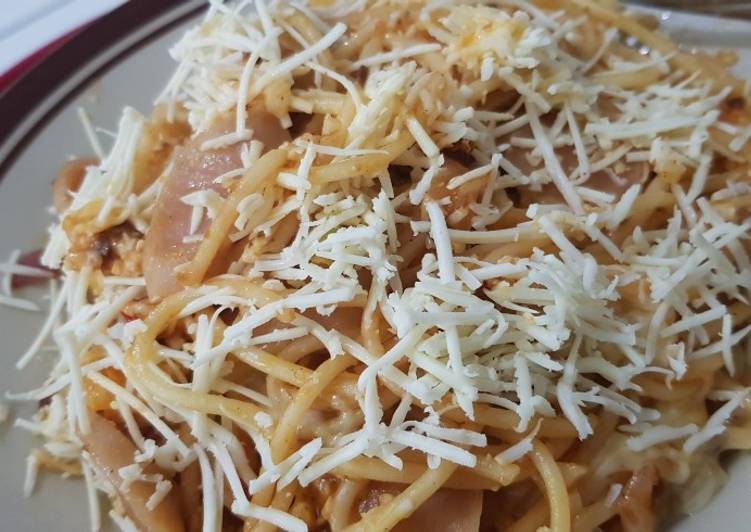 Spaghetti bolognese carbonara