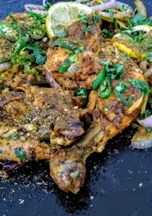A picture of Tawa chicken... Delicious recipe.