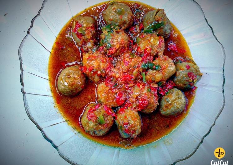 Resep Bakso goreng pedas manis saus tiram yang enak