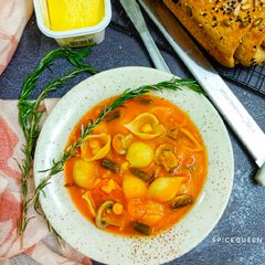 A picture of Vegetable Pasta Soup.