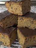 Bizcocho de zanahoria 🥕con nueces y cobertura de chocolate 🍫 / en batidora, súper fácil y saludable