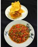 Tamatar Kuchumber/ Pico De Gallo / Fresco Salsa with Pappadum