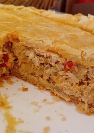 Una foto de Tarta de pollo 🍗❤️