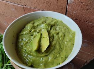 Una foto de Salsa de aguacate y cilantro🌯🥙🥑
