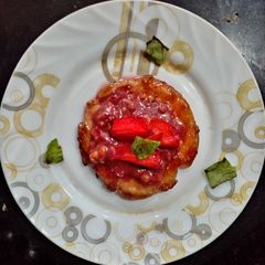 A picture of Strawberry Malpua.