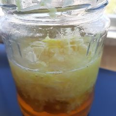 A picture of Garlic, ginger,lemon, honey fermented.