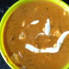 A picture of Shahi paneer.