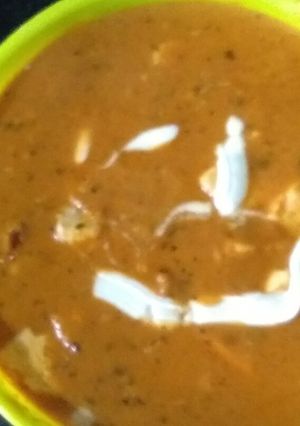 A picture of Shahi paneer.