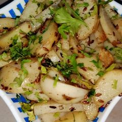 A picture of Jeera aloo.