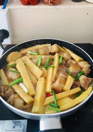 Hình của món Thịt kho măng.