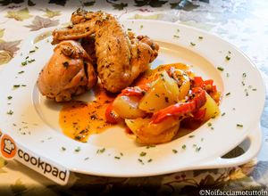 Foto di Pollo con peperoni e patate