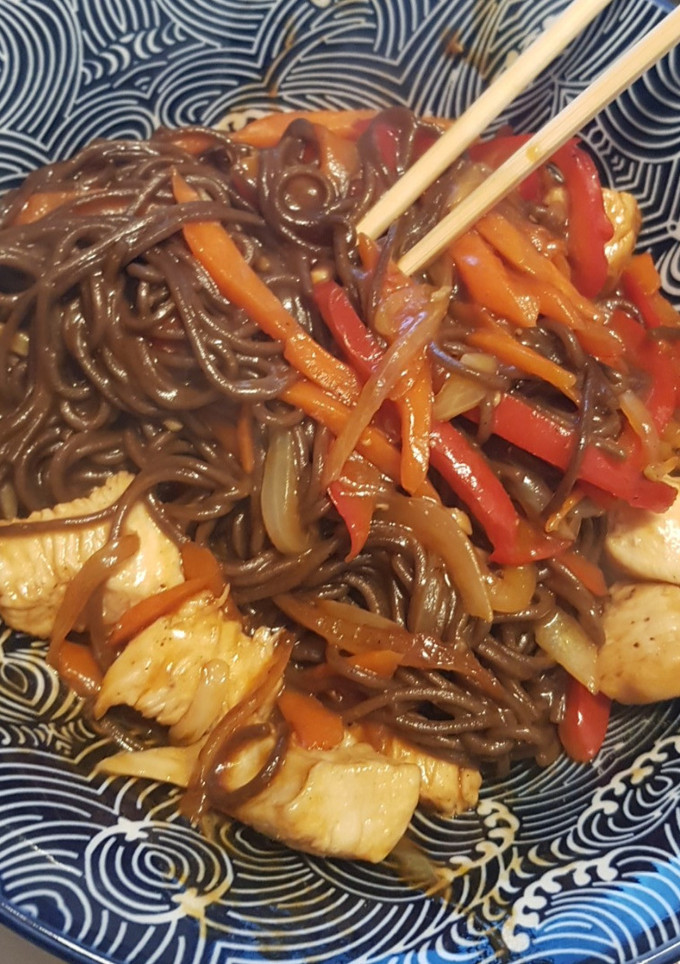 Una foto de Salsa yakisoba casera
