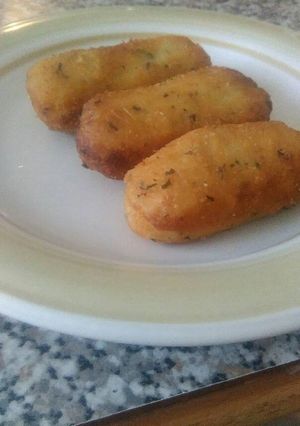 Una foto de Croquetas de merluza