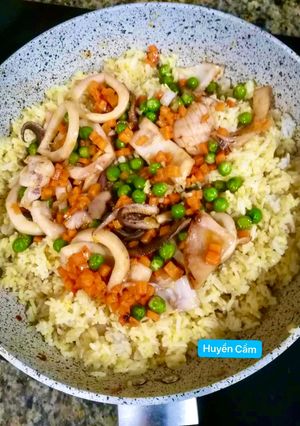 Hình của món Cơm rang Hải sản thập cẩm 🍤🍚🍘.