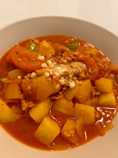 A picture of [Easy] Tomato based potato and minced pork stew (Patate al ragù).