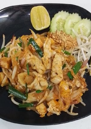 รูปของ ผัดไทยปลาหมึก