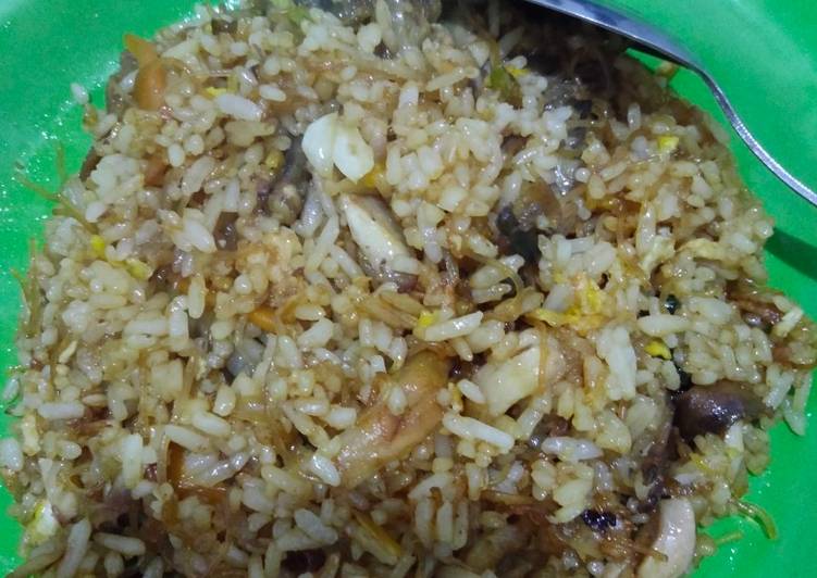 Siap Saji Nasi goreng ayam Enak Sederhana