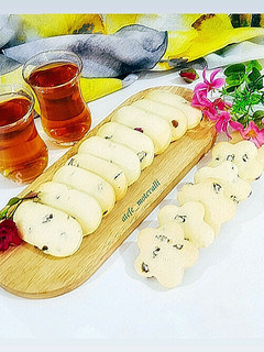 عکسی از دستور شیرینی کشمشی با روغن مایع