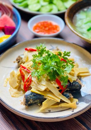 Hình của món Cá Nục Kho Măng.
