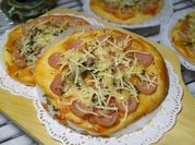 Gambar pizza mini anak