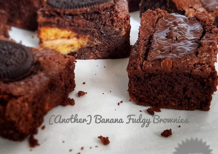 Langkah Mudah untuk Menyiapkan (Another) Banana Fudgy Brownies, Bikin Ngiler