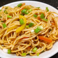 Street Style Chowmein 🍜 A picture of Street Style Chowmein 🍜.