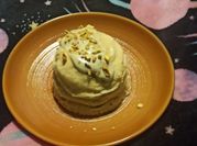 Una foto de mug cake saludable