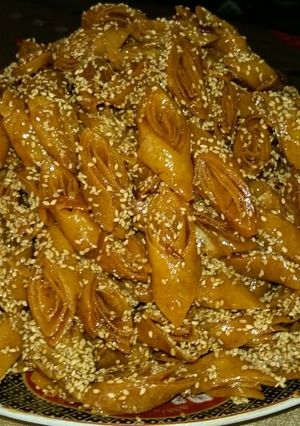 صورة لوصفة حلوى لسان العصفور معسلة ولذيذة