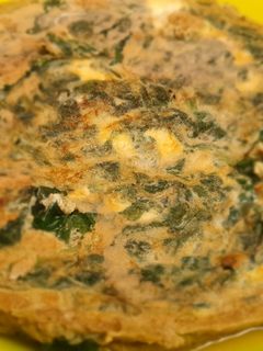 Una foto de Tortilla de espinacas y mozzarella