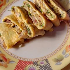 A picture of Egg Rolls (Quick simple breakfast).