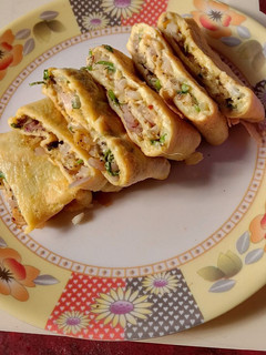 A picture of Egg Rolls (Quick simple breakfast).